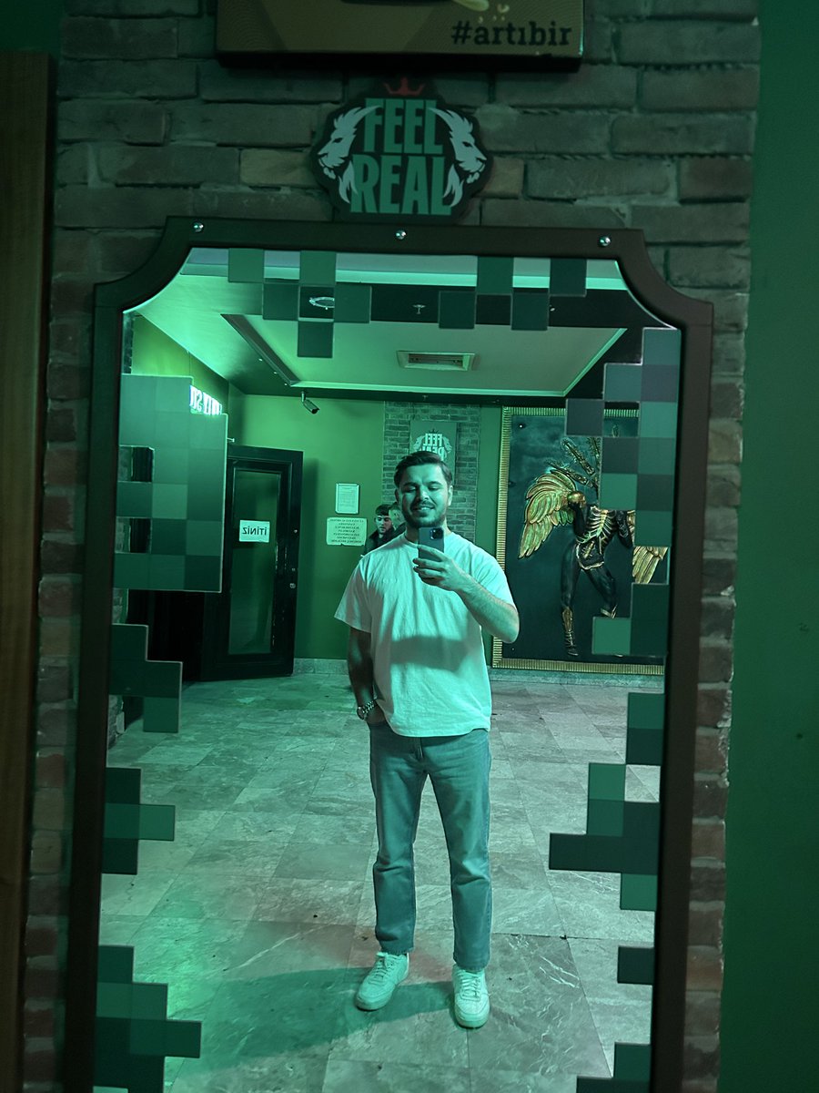 Yağan kara inat güneş gibi gülümsemeye devam