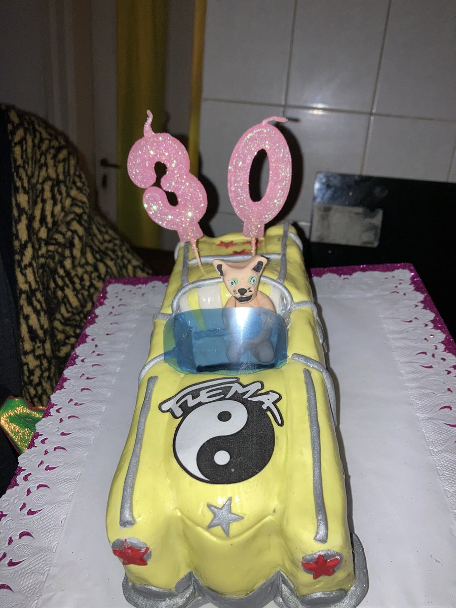 mi torta de 30 años era sobre EL EXCESO de flema

youtube.com/watch?v=MAMS27…