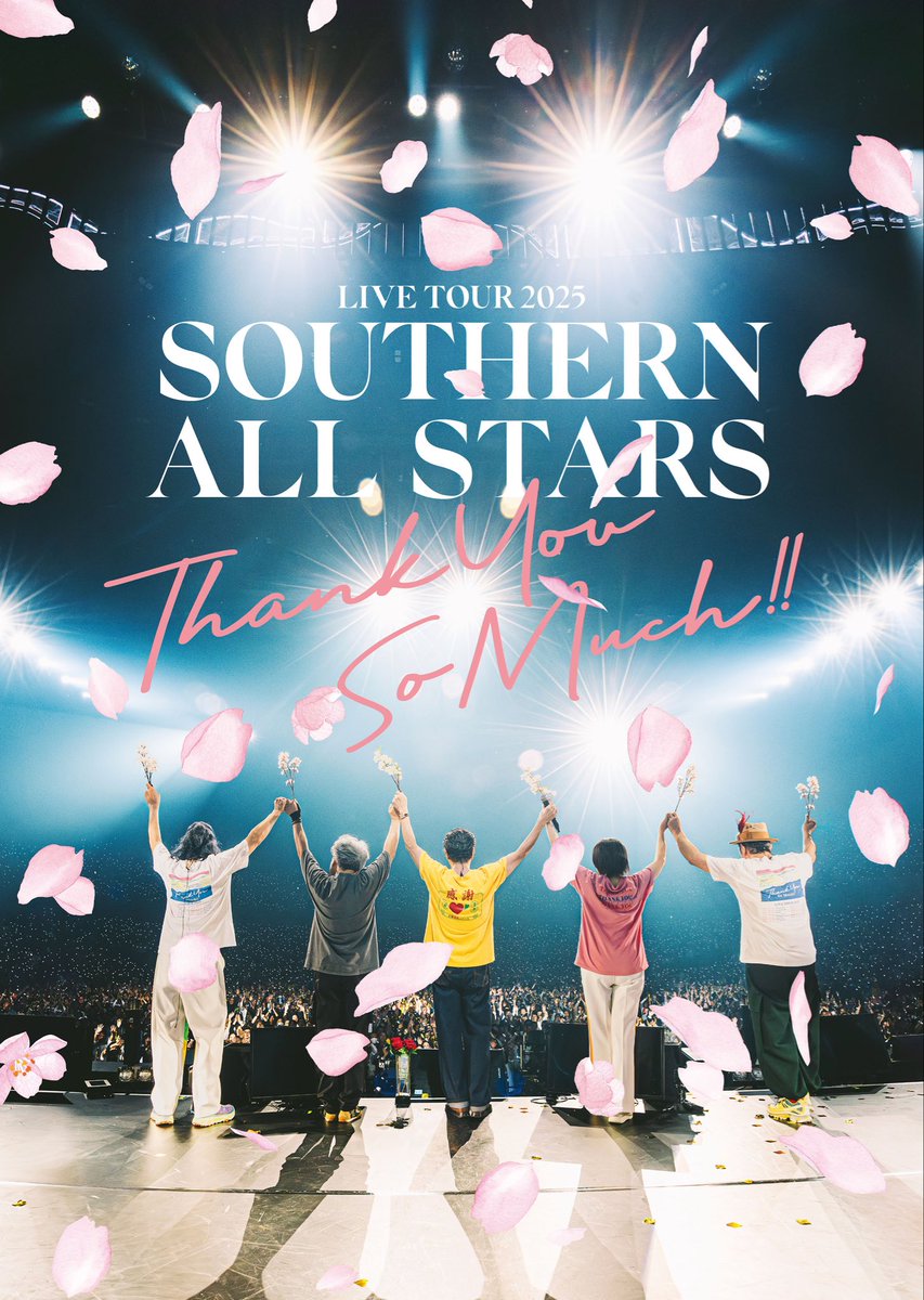 #サザンオールスターズ Blu-ray &amp; DVD
『LIVE TOUR 2025「#THANKYOUSOMUCH!!」』
リリースまであとちょうど4週間🙋‍♂️💥

先着予約購入特典が「THANK YOU SO “バッジ”!!」に決定😂😂
ツアーTシャツの“感謝”のバックプリントがバッジになりました❤️

お手元に届くまでどうぞお楽しみに🤝🌸