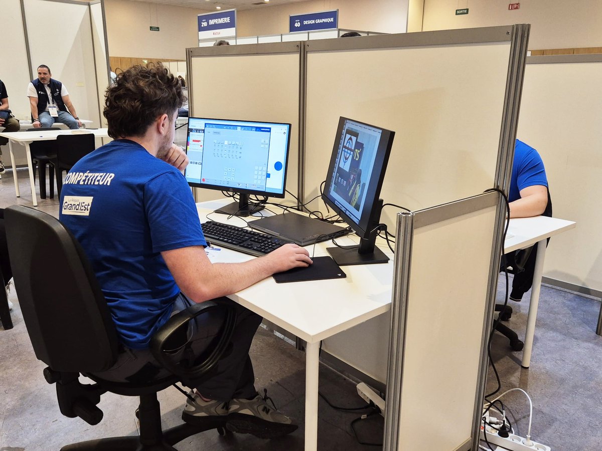 cyffle's tweet photo. Fiers de Léo Sellier, apprenti BTS ERPC, qui a brillamment représenté le Lycée Cyfflé et la Région Grand Est aux WorldSkills France 🇫🇷 !

Grâce à son talent, sa rigueur et son engagement, Léo décroche la 4ᵉ place nationale �� et une médaille d’excellence en imprimerie ! https://t.co/lZxY9EBB8X