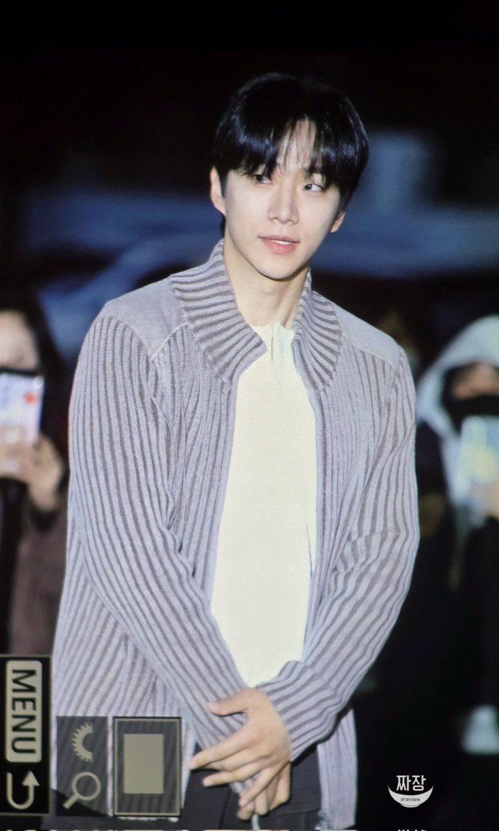 251022 태풍상사 종방연 (프리뷰)
청순 태풍이💛

#이준호 #LEEJUNHO #준호 #JUNHO