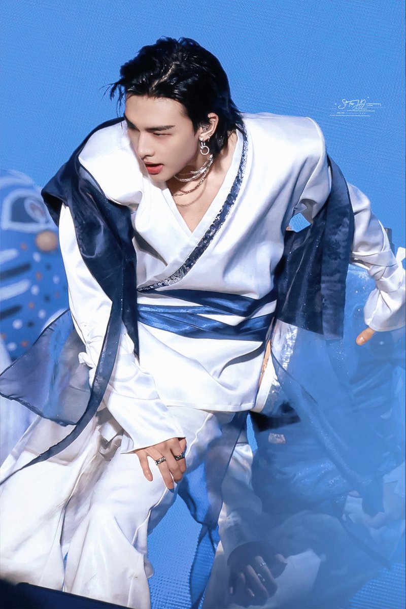 ST_forHJ's tweet image. 251018_

#Hyunjin  #현진  #黃鉉辰  #ヒョンジン  #StrayKids #dominATE_celebrATE