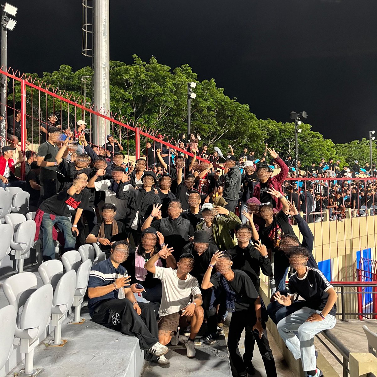 sometownlads's tweet photo. 15,4mg for BALI UNITED https://t.co/WJGJEPr9V6