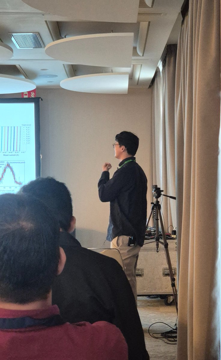 ArdemisPrime's tweet image. The future is now! Sungjun Kim shows us how to build and program synthetic 2D RRAM memory devices with machine learning at #MATSUS25 #NeuroMorph @nanoGe_Conf