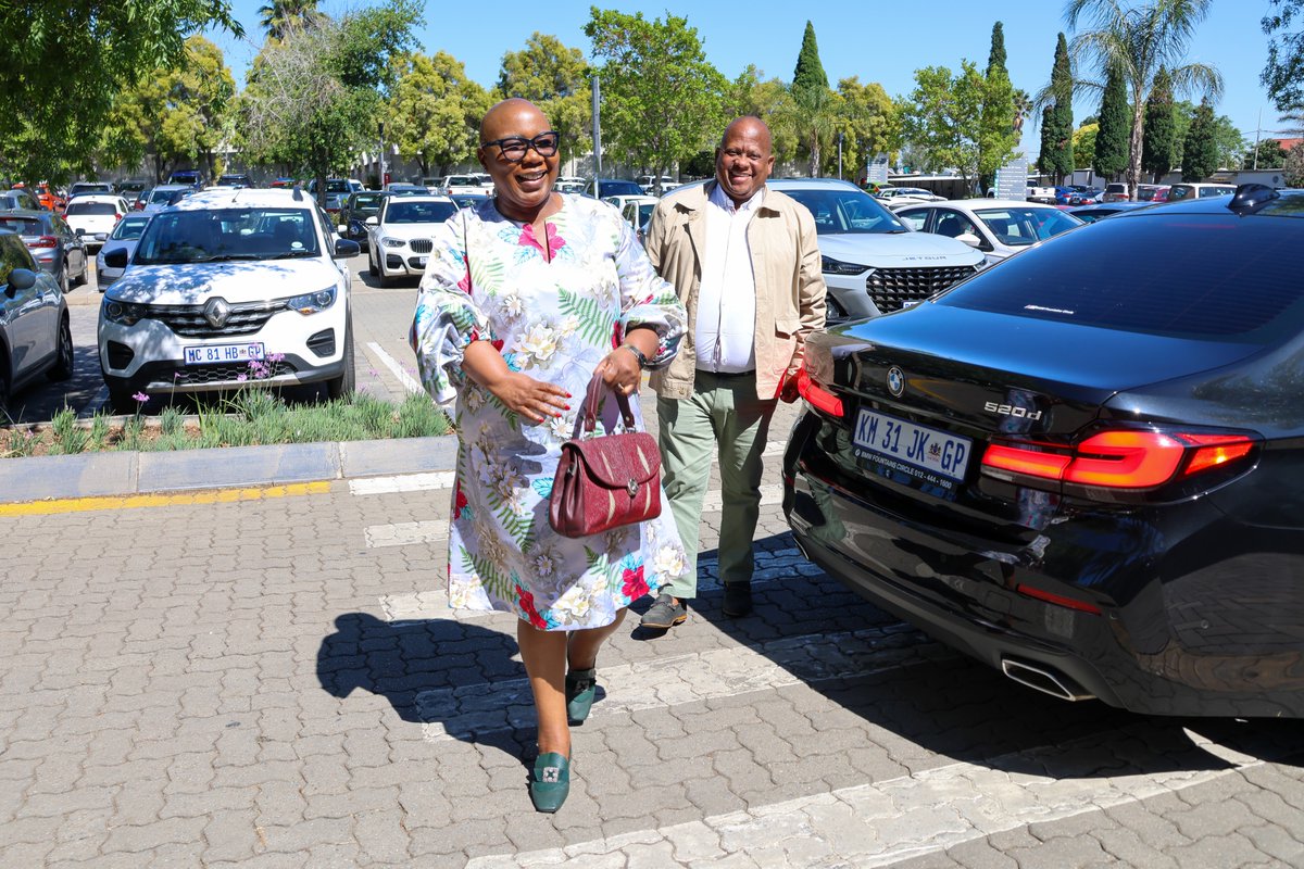 dstigovza's tweet photo. The Minister of the DSTI, Prof. Blade Nzimande and the Deputy Minister, Ms Nomalungelo Gina are welcomed by the DG of the DSTI, Dr Mlungisi Cele and CEO of @HSRCza Prof Sarah Mosoetsa ahead of the #ERConference25 Watch: https://t.co/mNpjVuswfH #HSRC #DSTI https://t.co/1ZLlgs84Vh
