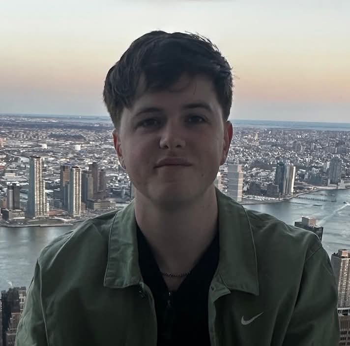 Gardaí are appealing to the public for assistance in tracing the whereabouts of 26-year-old Conor McFadyen, who is reported missing from his home in Rathfarnham, Dublin 16, since Tuesday 21st October 2025.

Conor was last seen on Monday 20th October 2025 at approximately 3pm.