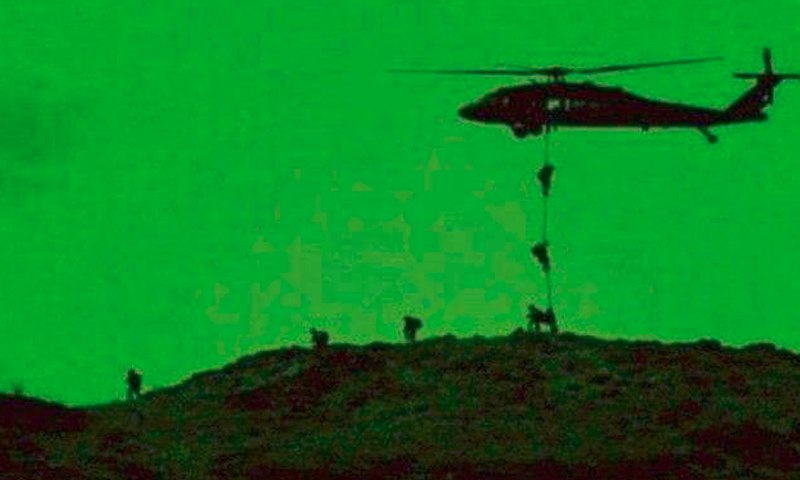 Rojava_Post's tweet image. The #Syrian_Democratic_Forces,

 with the support of the

 International Coalition Forces,

 carried out a raid on the hideouts

 of ISIS terrorist cells in the village

 of #Al_Kassar, affiliated with the

 city of #Al_Busayrah in the

 countryside of #Deir_ez_Zor.

#Rojava_Post