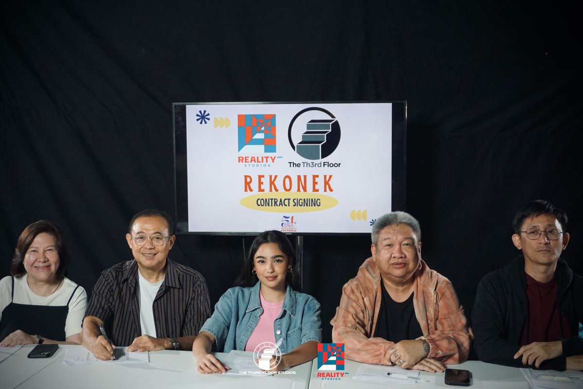 RealityEntPH's tweet photo. Officially Rekonek-ted!

A homecoming of sorts, Andrea reunites with Reality MM after past collaborations. She signs contract with Reality MM Studios and The Third Floor Studios for her upcoming MMFF 2025 film Rekonek 🛜

See you this Christmas!

#Rekonek #RealityMMStudios https://t.co/xSbBFl0AoD