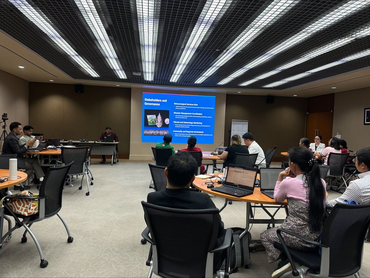 APCDAsiaPacific's tweet image. 📅 Oct 14-16, 2025 | APCD promoted DiDRR training with UNDRR in Bangkok! 🌏 14 reps from 6 countries learned urban resilience &amp;amp; Disability Inclusion Scorecard. Building disaster preparedness that includes everyone! 💪♿ #DiDRR #DisabilityInclusion #UNDRR #UrbanResilience #APCD