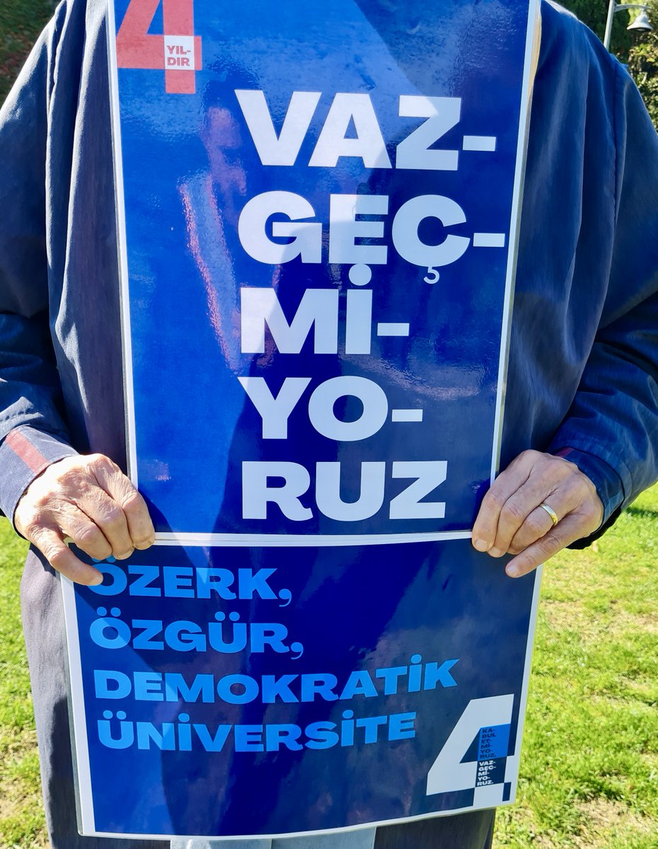 yunusunbabasi's tweet image. 21 Ekim 2025 Boğaziçi Üniversitesi Akademisyenleri Nöbeti no. 1179. Direnişin 5. yılı/1752. günü @#KabulEtmiyoruzVazgeçmiyoruz
October 21, 2025 Bogazici University Faculty Vigil #1179/5th year/1752nd day of the resistance @unibogazici_en #WeDoNotAcceptWeDoNotGiveUp