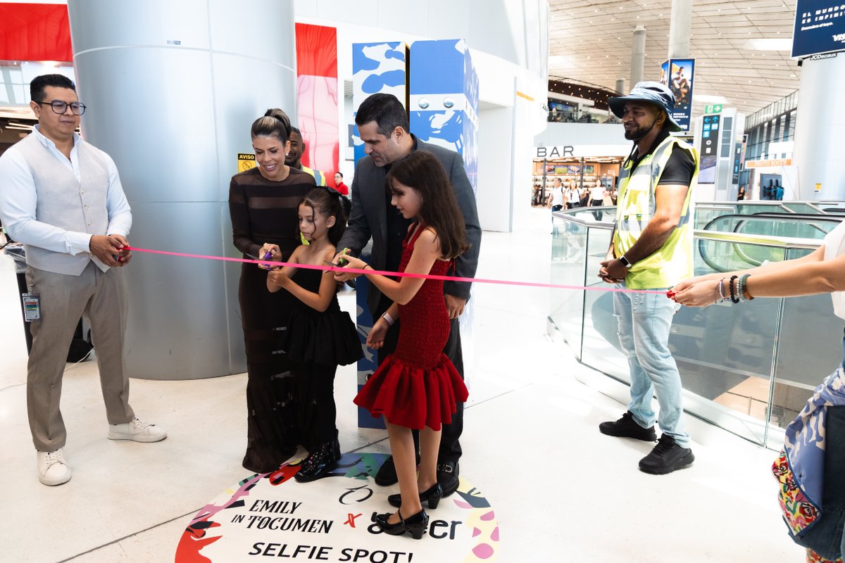 propanamagob's tweet photo. Hoy, su presencia en el Aeropuerto Internacional de Tocumen marca un nuevo paso en su trayectoria, llevando con orgullo el talento, la creatividad y la calidad del diseño panameño ante miles de viajeros de todo el mundo. https://t.co/LTFOeJFU7X