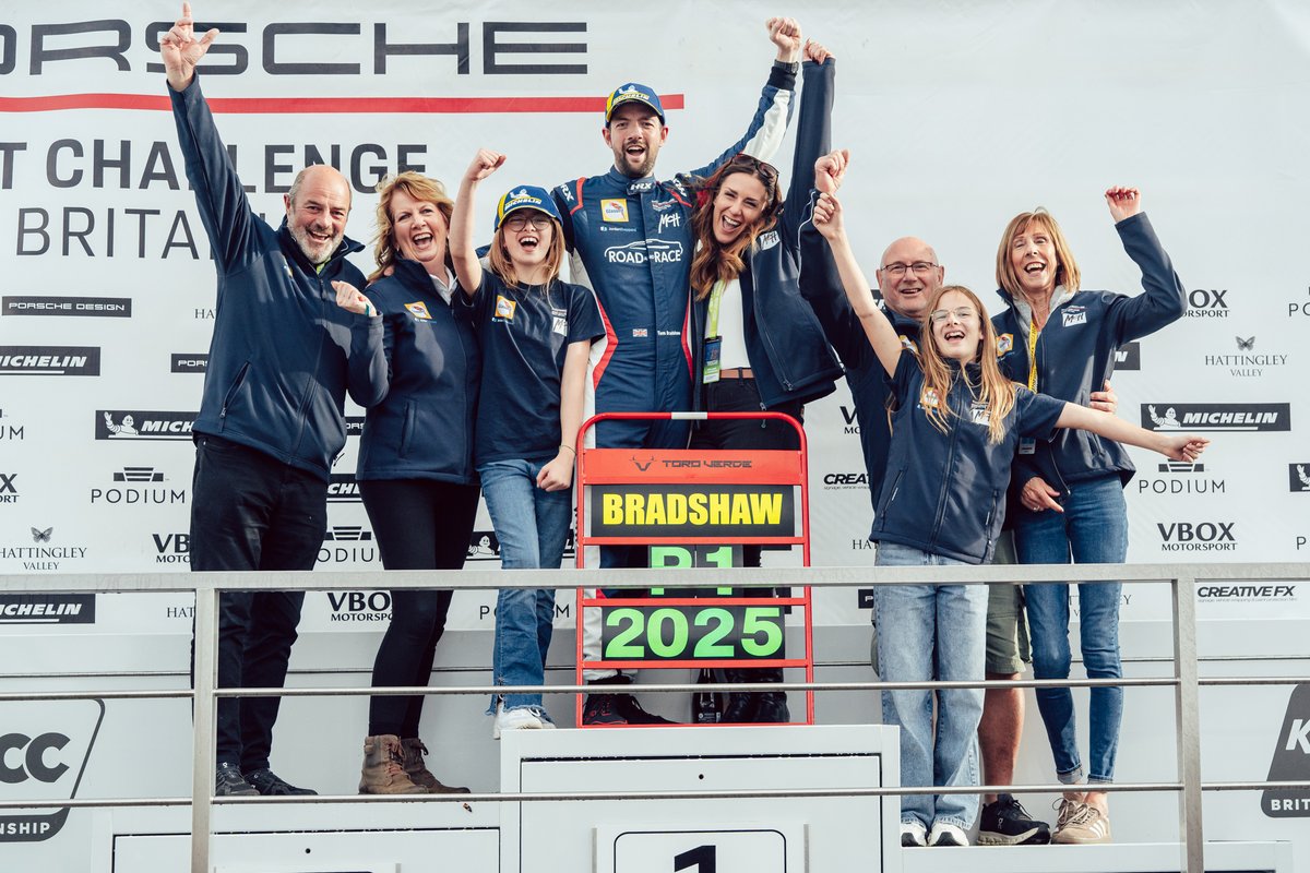 BARC (@officialbarchq) on Twitter photo Porsche Sprint Challenge Great Britain
🏆 Tom Bradshaw
🟢 How it started to how it ended 🏁
Victory in the first race of the season at Brands Hatch, followed by a stellar season, brought things full circle as Bradshaw claimed the title at Brands Hatch six months later! 🍾
#BARC Porsche Sprint Challenge Great Britain
🏆 Tom Bradshaw
🟢 How it started to how it ended 🏁
Victory in the first race of the season at Brands Hatch, followed by a stellar season, brought things full circle as Bradshaw claimed the title at Brands Hatch six months later! 🍾
#BARC