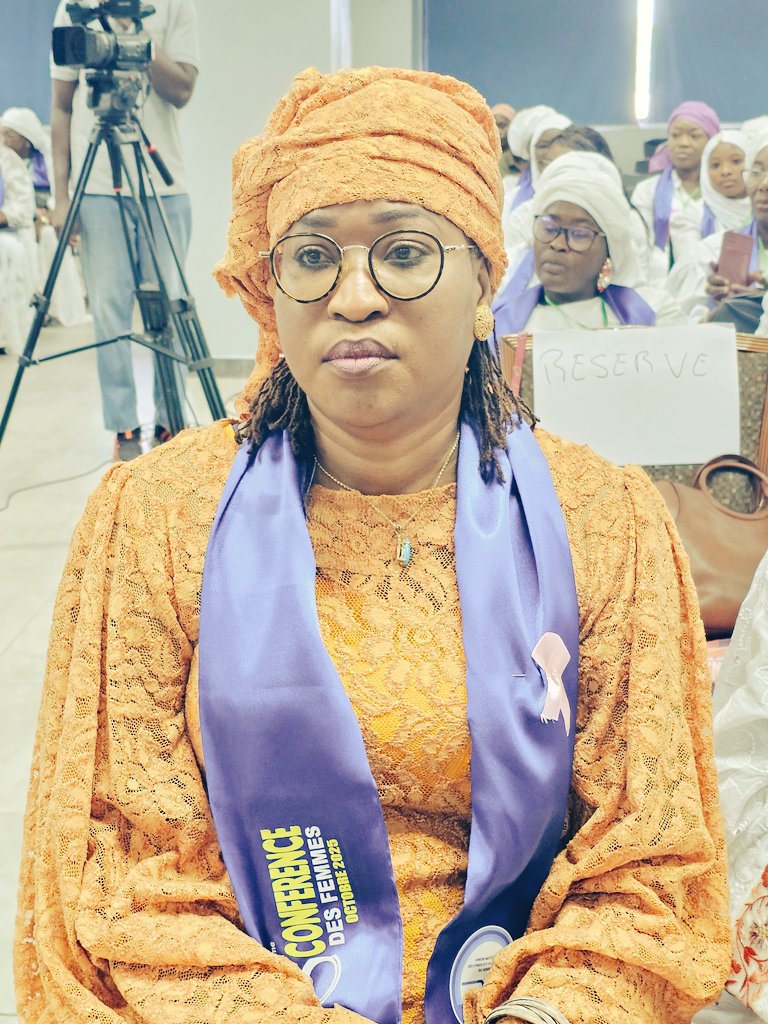 ZahraIyane's tweet photo. #Inclusion Forum des #Femmes de l'#UNSAS l'#ESS au cœur de l'autonomisation des femmes et des jeunes. J'ai eu le plaisir, ce jour, d'être aux côtés de battantes comme #AwaWade ou #YvetteKeita. Le syndicalisme s'engage pour le développement économique ! Je suis fière d'avoir défendu à l'#AssembleeNationale la loi qui concrétise cette ambition, 2éme initiative nationale portée par #MackySall en 2019. #zahraiyane #Ngirsenegal #Akzit