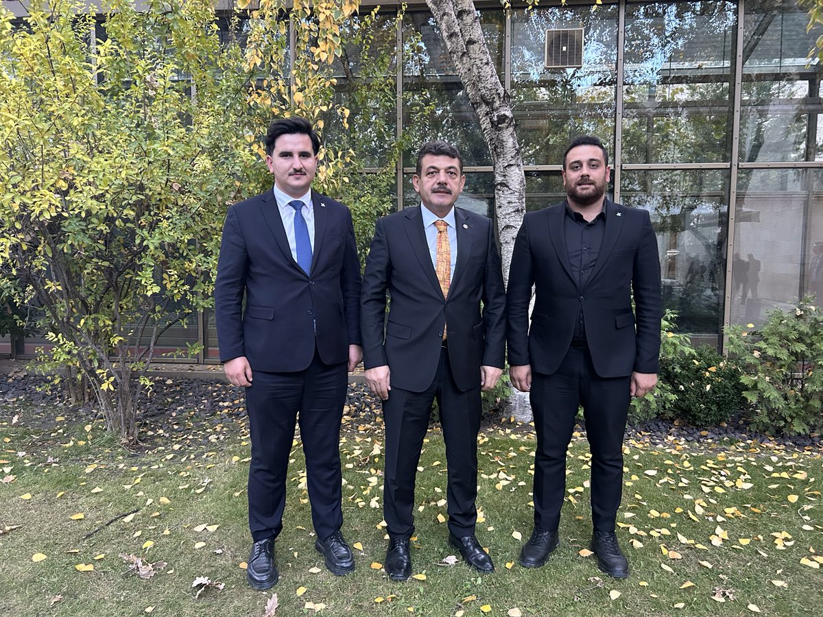 📍TBMM 

TÜGVA Zonguldak İl Başkanı Yusuf Karakurt ve İl Başkan Yardımcısı Yücel Demir’e nazik ziyaretleri için teşekkür ediyorum