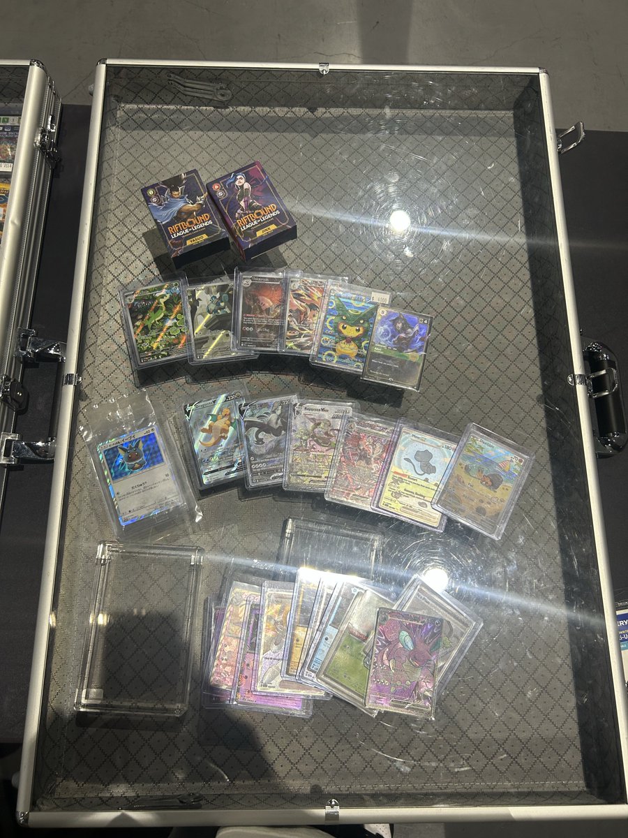 AceTsuu's tweet image. Thank You Twitchcon

3 Days Later. 

We closed our first ever 7 figure deal.

2026. Is going to be a generational takeover.