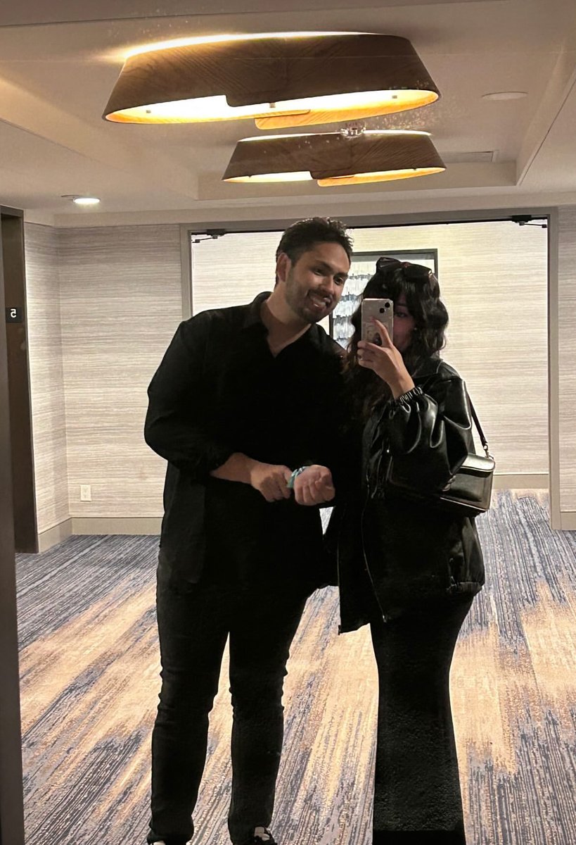 AceTsuu's tweet image. Thank You Twitchcon

3 Days Later. 

We closed our first ever 7 figure deal.

2026. Is going to be a generational takeover.