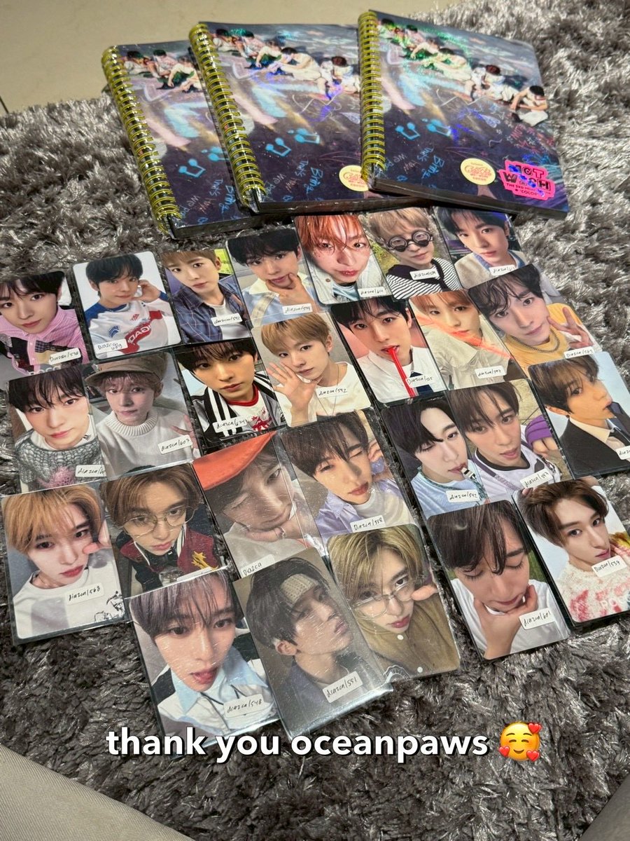 yuchanjuseyo's tweet photo. Btw 90% of my yusion collection belinya dibantuin #OceanPaws ❤️ Ini bahkan ngga semua lol GO terbaikkk. Yang suka galakin adminnya sini maju 🙃 https://t.co/pQxfgf19le