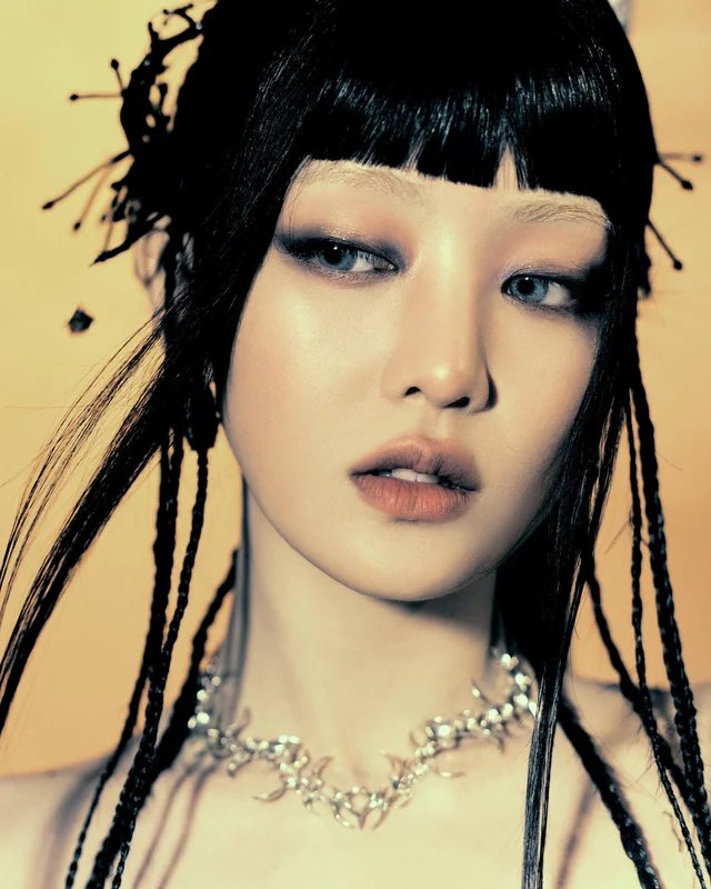 Happy 28th birthday to the talented Minnie of i-dle.