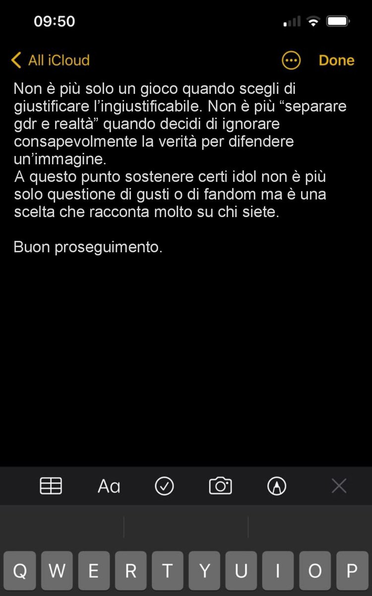 postapergdr's tweet photo. ✶ 𝗣𝗘𝗡𝗦𝗜𝗘𝗥𝗢:
Vorrei dire una cosa su quello che è successo a @fakelandiagdr, soprattutto in merito al ban di un personaggio che non ha fatto niente di male. https://t.co/TgVt9GG7E6