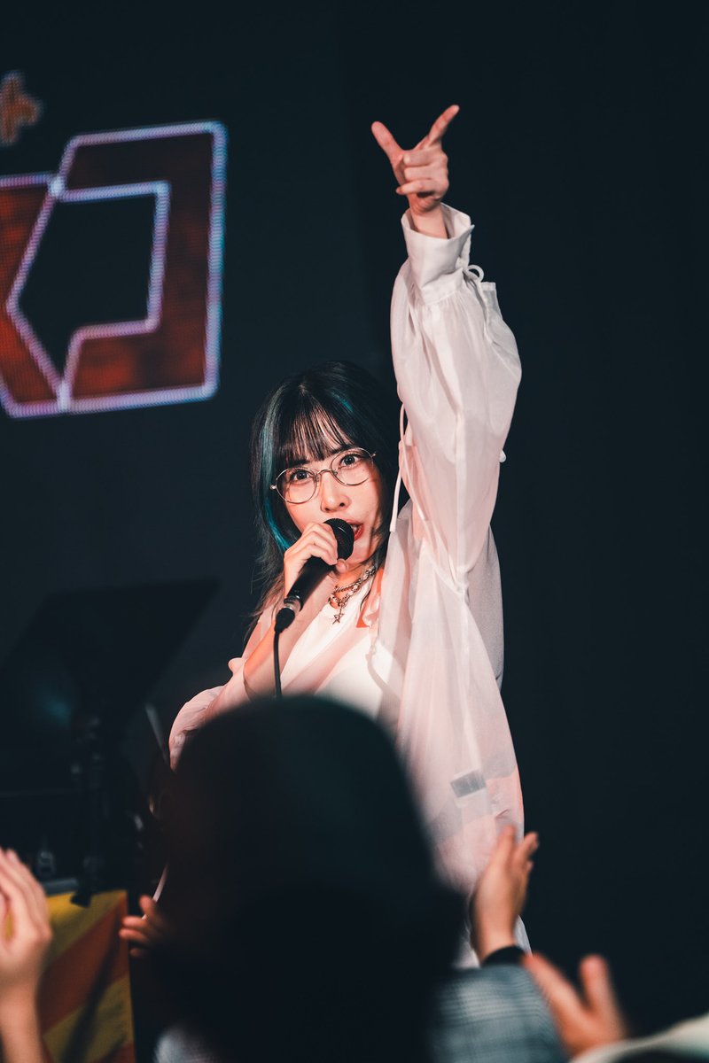 mindaryn_'s tweet image. 今日の #アニソンディスコ 最高に楽しかったわーーー!💃🪩🕺
みんなで #アニソン でダンスしたり歌ったり本当に最高時間でした!
鮫島さん(@banbanbansame )と一緒にDJステージできて本当に嬉しかった!やっぱりアニソン最高だね!
DJダルシム(@DJDhalsim_ADH )ともコラボさせてもらえましたよ!…