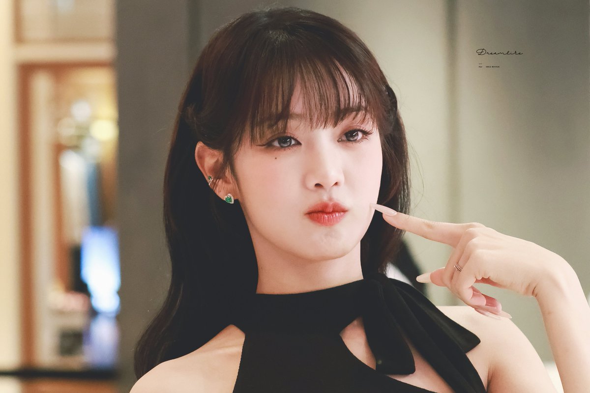 민니야 생일축하해💜
지금 이대로 함께해 🩷
#HER_민니생일이다
#HERdayMINNIEday
#아이들 #IDLE #MINNIE #민니 #มินนี่ #ミンニ