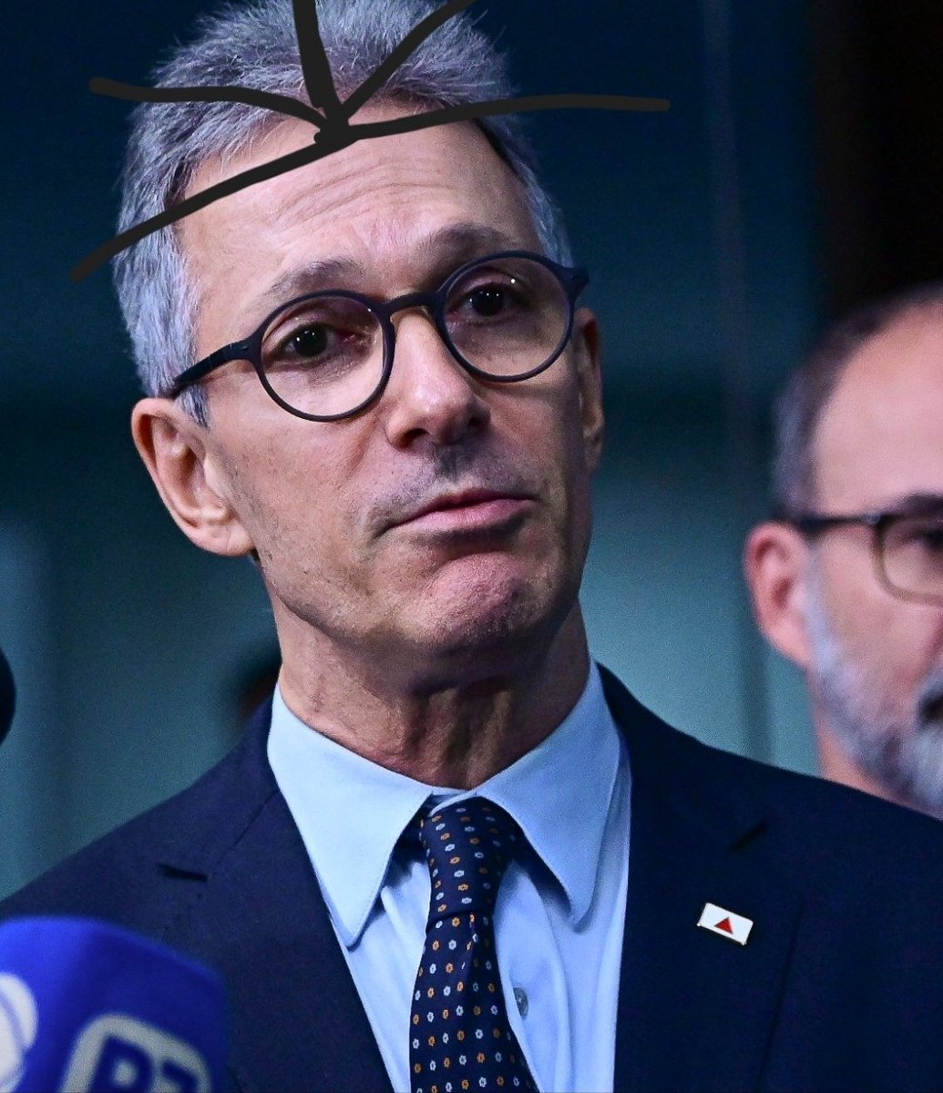 LeoCost84831675's tweet image. Bolsonarismo só tenta piorar a vida dos outros. Quanto deve ganhar pra privatizar uma empresa que só dá lucro e faz um excelente serviço premiado por anos. E quando privatizam perdemos a qualidade, qualquer Paulista pode confirmar.
NÃO A PRIVATIZAÇÃO DA COPASA.
#COPASA