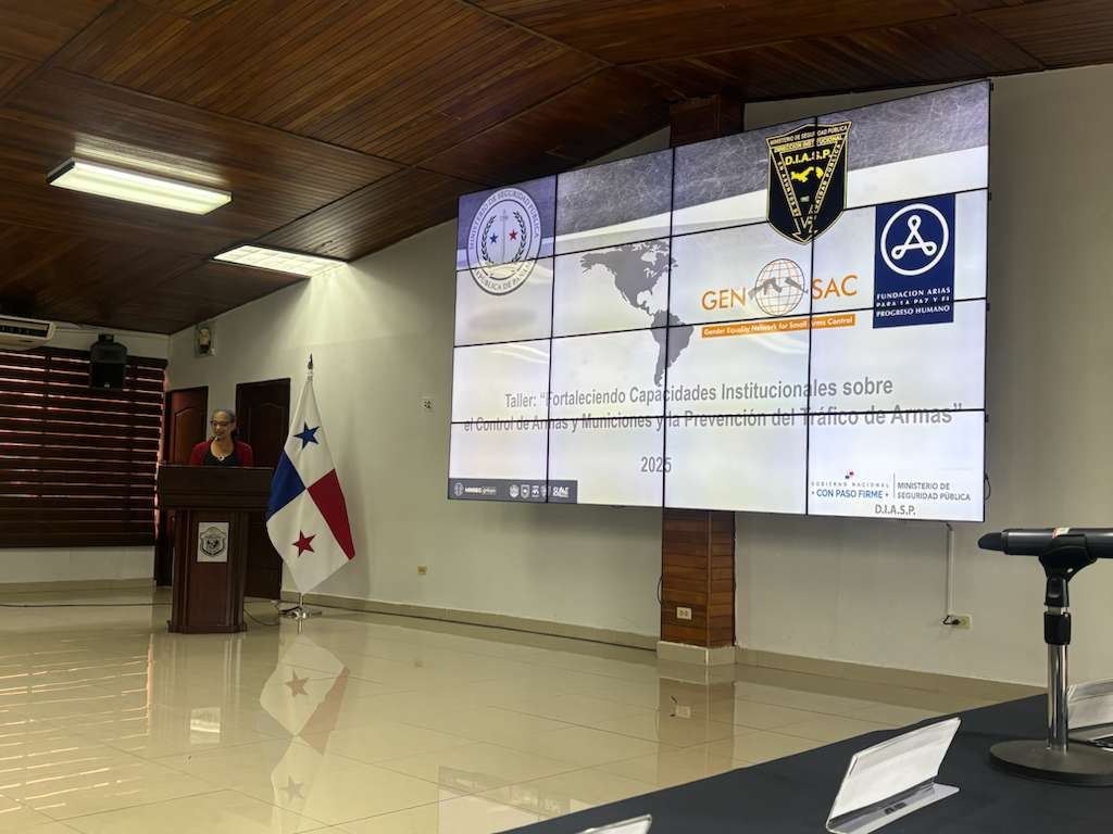 GENSAC tiene el honor de estar en Ciudad de Panamá 🇵🇦 para aportar al fortalecimiento regional en la implementación de instrumentos internacionales sobre control de armas, prevención de la violencia armada y del tráfico ilícito
<a href="/FundacionArias/">Fundación Arias</a> <a href="/MinSegPma/">Ministerio de Seguridad Pública de Panamá</a>