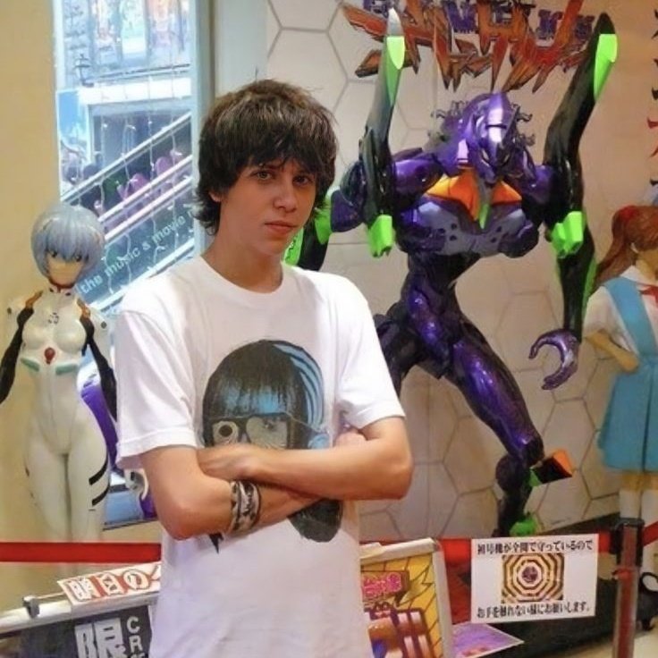 Me hace muy feliz saber que el libro ya salió, cada día más cerca de tenerlo en México, que ilusión ✨️ #RubiusJapon2009