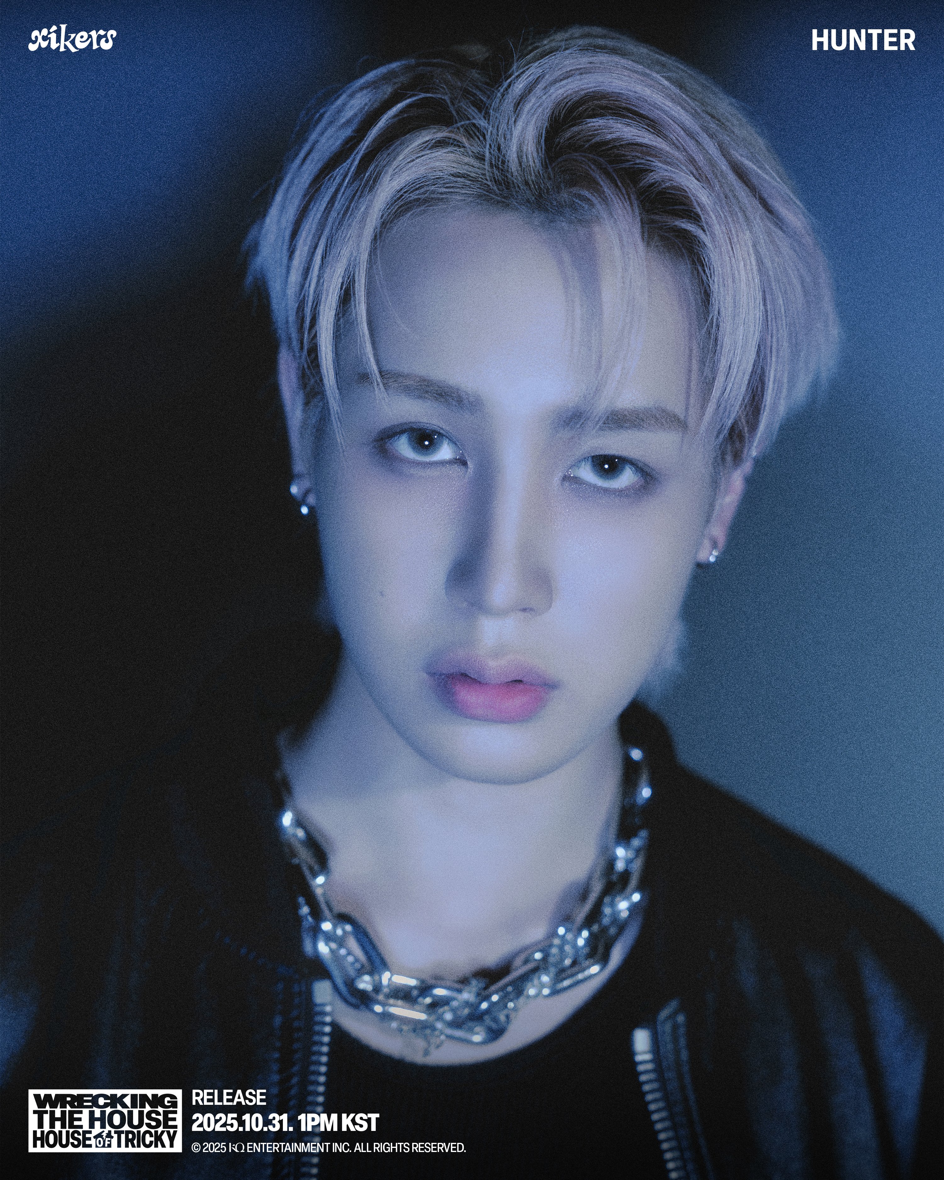 올블랙 스타일링으로 반응 좋은 남돌 컨포 | 인스티즈