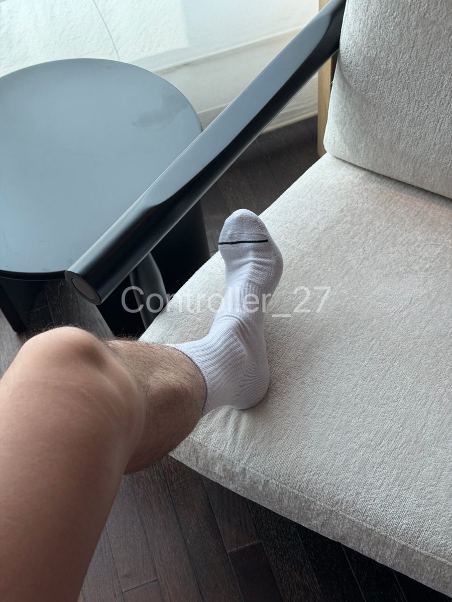 Controller_27 tweet media