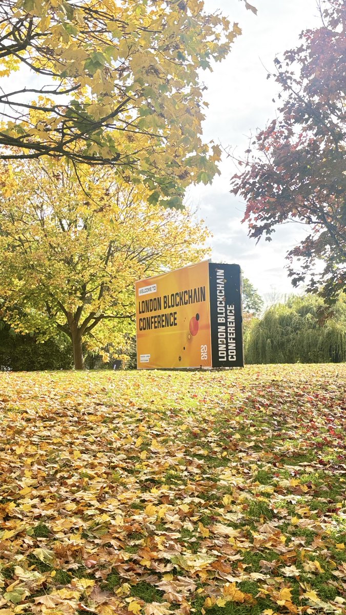 AshleighatExtsy's tweet image. Another day in the life of a founder trying to gain traction 😥… great event from #londonblockchainconference #StartupLife #extsy