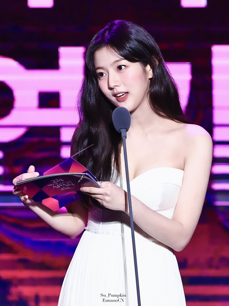 은수 생일 축하해요

#신은수 #shineunsoo #申银秀 
#HAPPY_EUNSOO_DAY