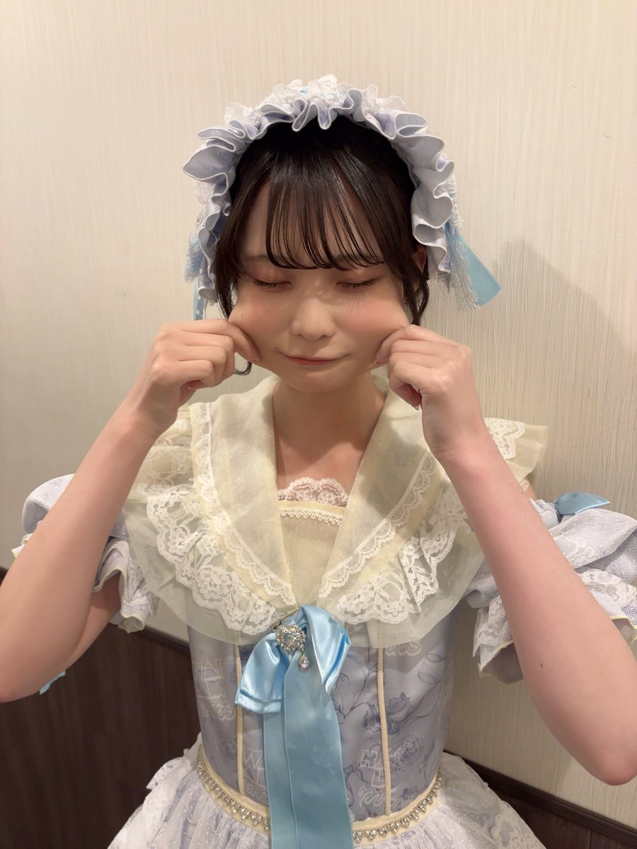 高梨ゆな(MORE STAR) tweet media