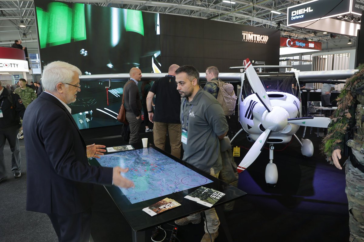 Ministrstvo za obrambo RS tweet media