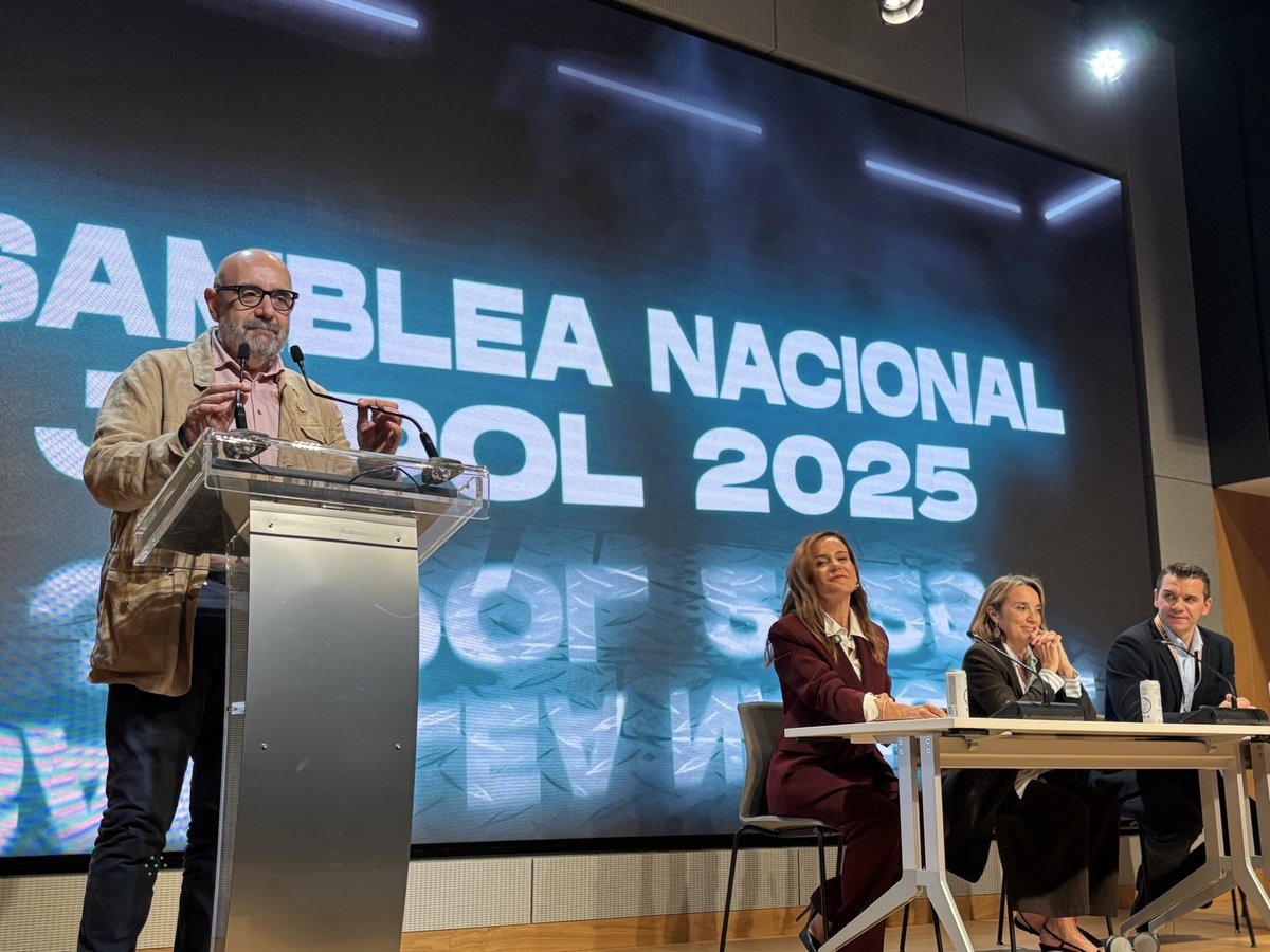 JUPOL (@jupolnacional) on Twitter photo <a href="/AaronRiv_JUPOL/">Aarón Rivero</a> Agradecemos enormemente la presencia de Don Miguel Borra, Presidente del <a href="/CSIFnacional/">CSIF Nacional</a> en la #AsambleaNacional2025.
#JUPOLContigo por la #EquiparacionYa y la #JubilacionDignaYa <a href="/AaronRiv_JUPOL/">Aarón Rivero</a> Agradecemos enormemente la presencia de Don Miguel Borra, Presidente del <a href="/CSIFnacional/">CSIF Nacional</a> en la #AsambleaNacional2025.
#JUPOLContigo por la #EquiparacionYa y la #JubilacionDignaYa