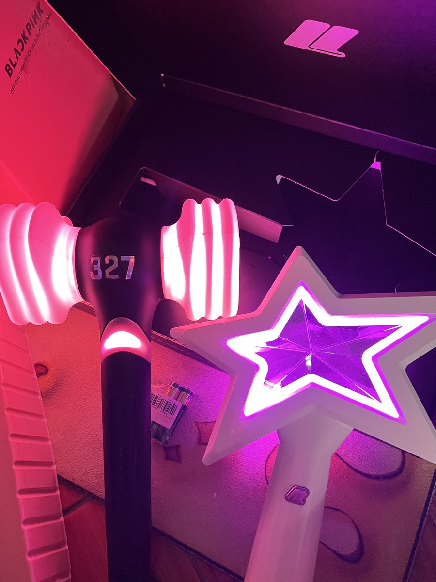 ❥리사🌟³²⁷ on X