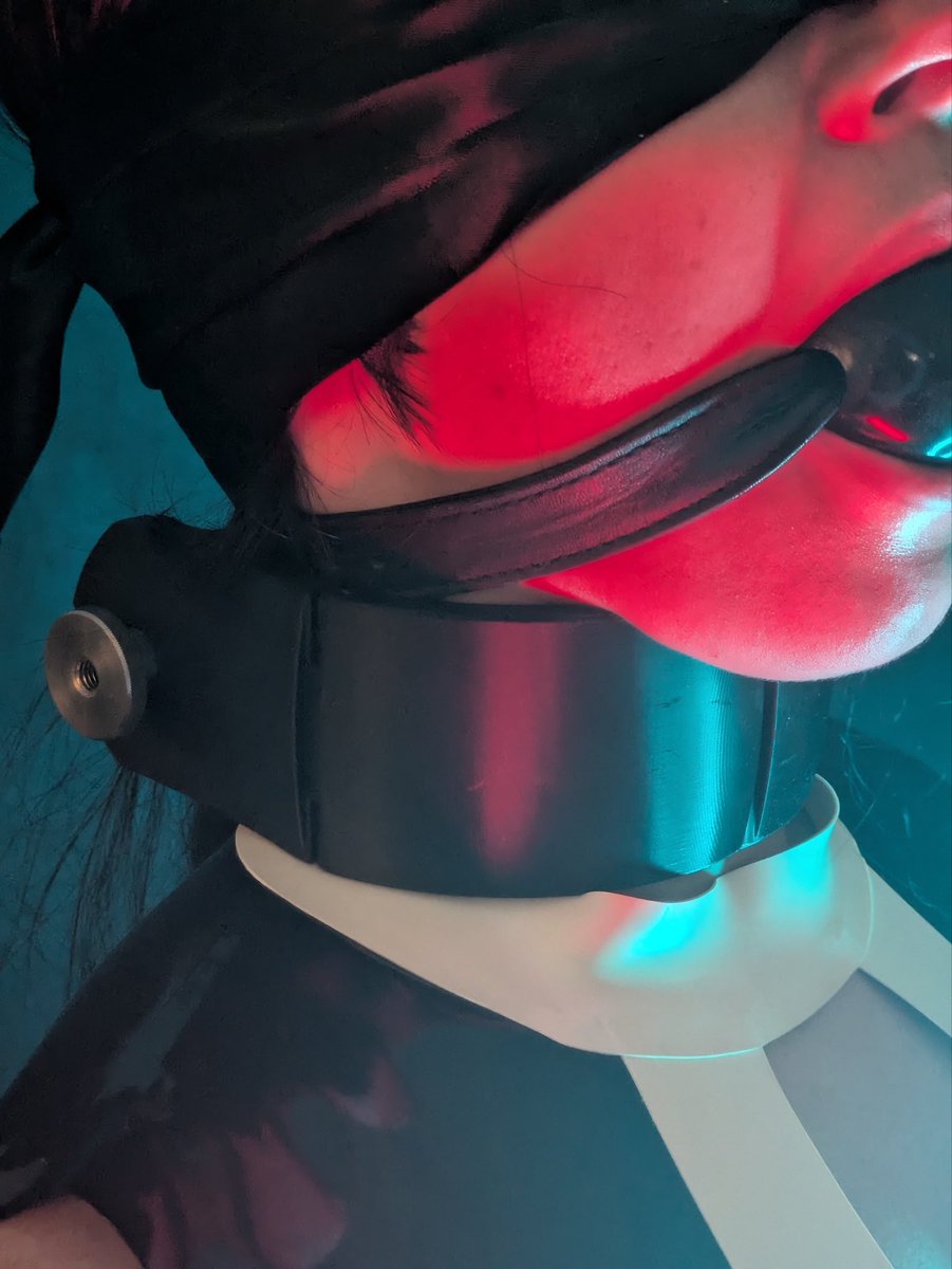 Saftladen-breathplay-collar and a classic ballgag make a very restrictive and insane combination 🔥🫠

saftladenoriginals.com

#restriction #breathplay #helpless #ballgag #sftldn #gagged