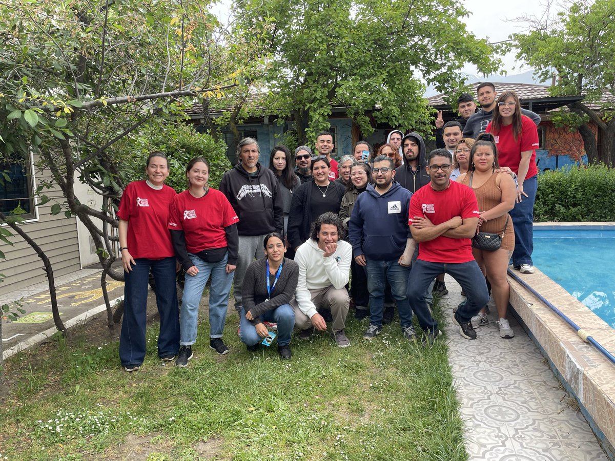 🗣️ Ayer tuvimos el agrado de recibir a lxs amigxs de <a href="/FChilePositivo/">ChilePositivo</a> quienes nos vinieron a realizar una charla sobre Sexualidad, en el marco de nuestro taller de #DDHH

Les agradecemos este educativo y lúdico momento y esperamos seguir colaborando en pro de los derechos de todxs