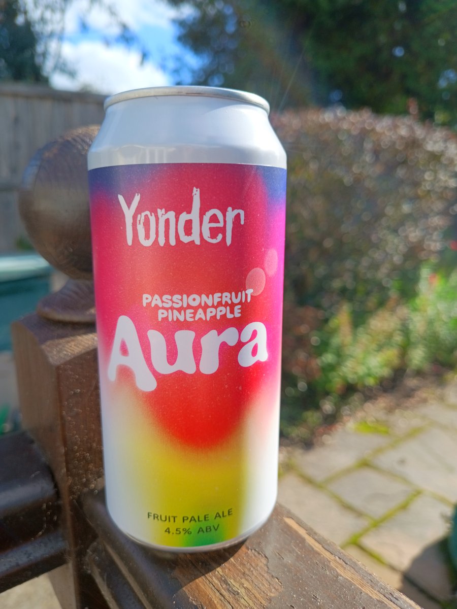 pop_star's tweet image. Aura a 4.5% Fruit Pale Ale from #brewyonder Colour gold. Flavour passionfruit, pineapple. 6.5/10
#somersetbeer
#fruitpaleale
#palealebeer #craftbeerpaleale #beerpaleale #paleale
#beerinacan #beerphotography #craftbeerlover #craftbeer #craftbeers #craftbeerpics #craftbeerdrinker