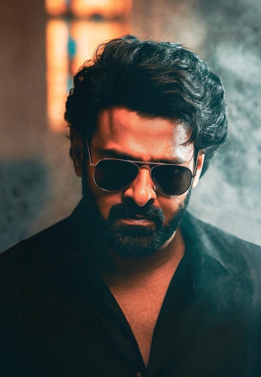 prabhas143lov's tweet photo. Advance happiest birthday annaya ♥️😘#HappyBirthdayPrabhas https://t.co/fnqOSjpNnm
