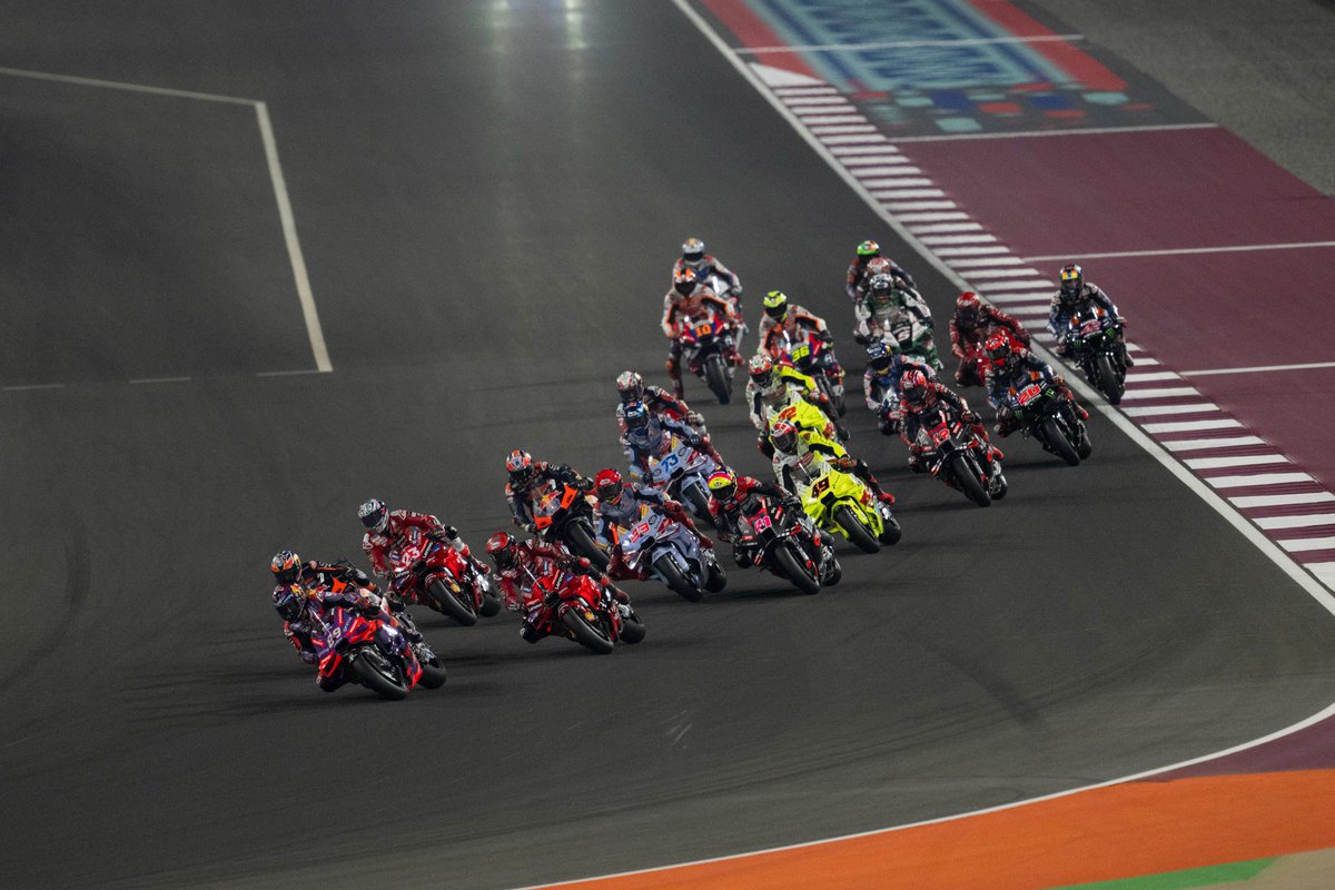 PeninsulaQatar's tweet image. Tickets now on sale for 2026 MotoGP Qatar Airways Grand Prix of Qatar at Lusail International Circuit

Read more: s.thepeninsula.qa/nblqtd

#Qatar #QatarGP
