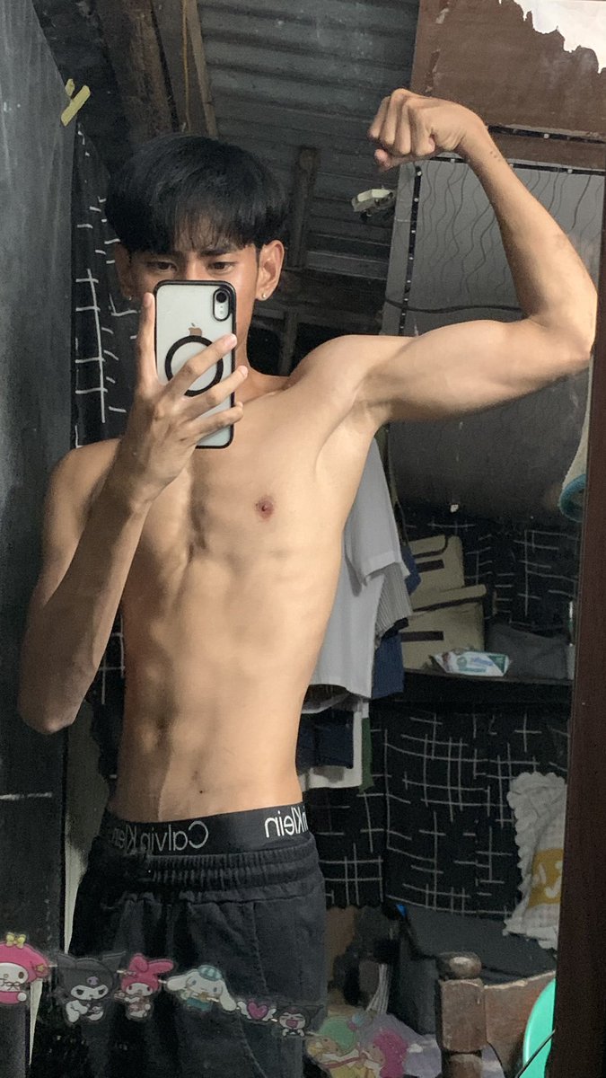 whotfiszentho tweet media