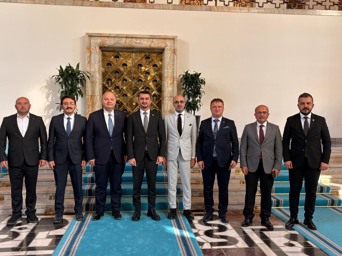 📍TBMM

   Gazi Meclisimizde, Bölge Koordinatörümüz, İstanbul Milletvekilimiz <a href="/yahyacelik_/">YAHYA ÇELİK</a> , İstanbul Milletvekilimiz <a href="/suleymansoylu/">Süleyman Soylu</a> 'yu ziyaret ettik.