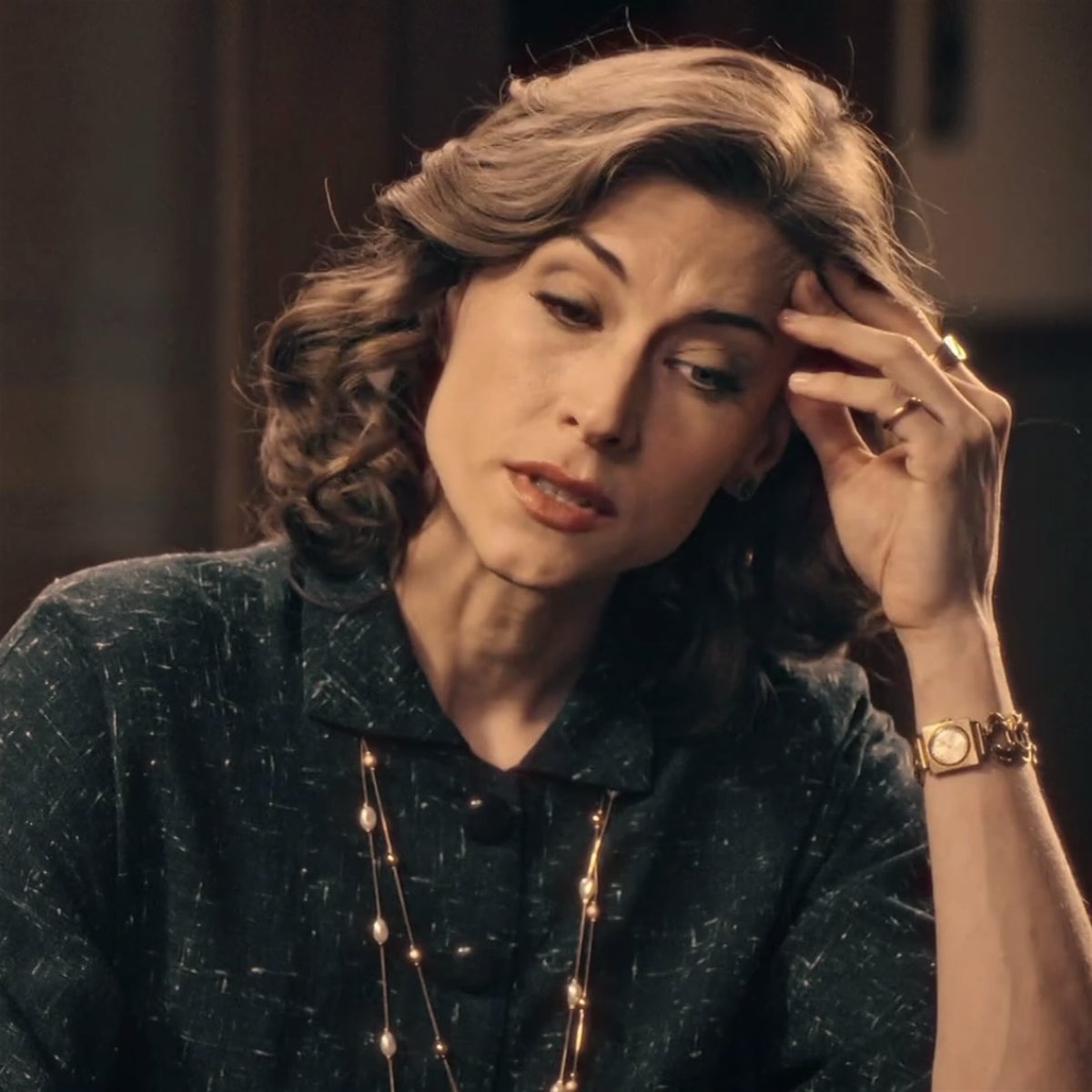 marta se toca la cara (@manerademarta) on Twitter photo 