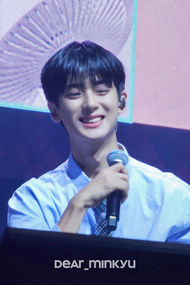 DEAR_MINKYU312's tweet photo. 251018
<25Frames> in Seoul
๐๐๐
#๊น๋ฏผ๊ท #KIMMINKYU #25Frames https://t.co/wwndUmYWlq