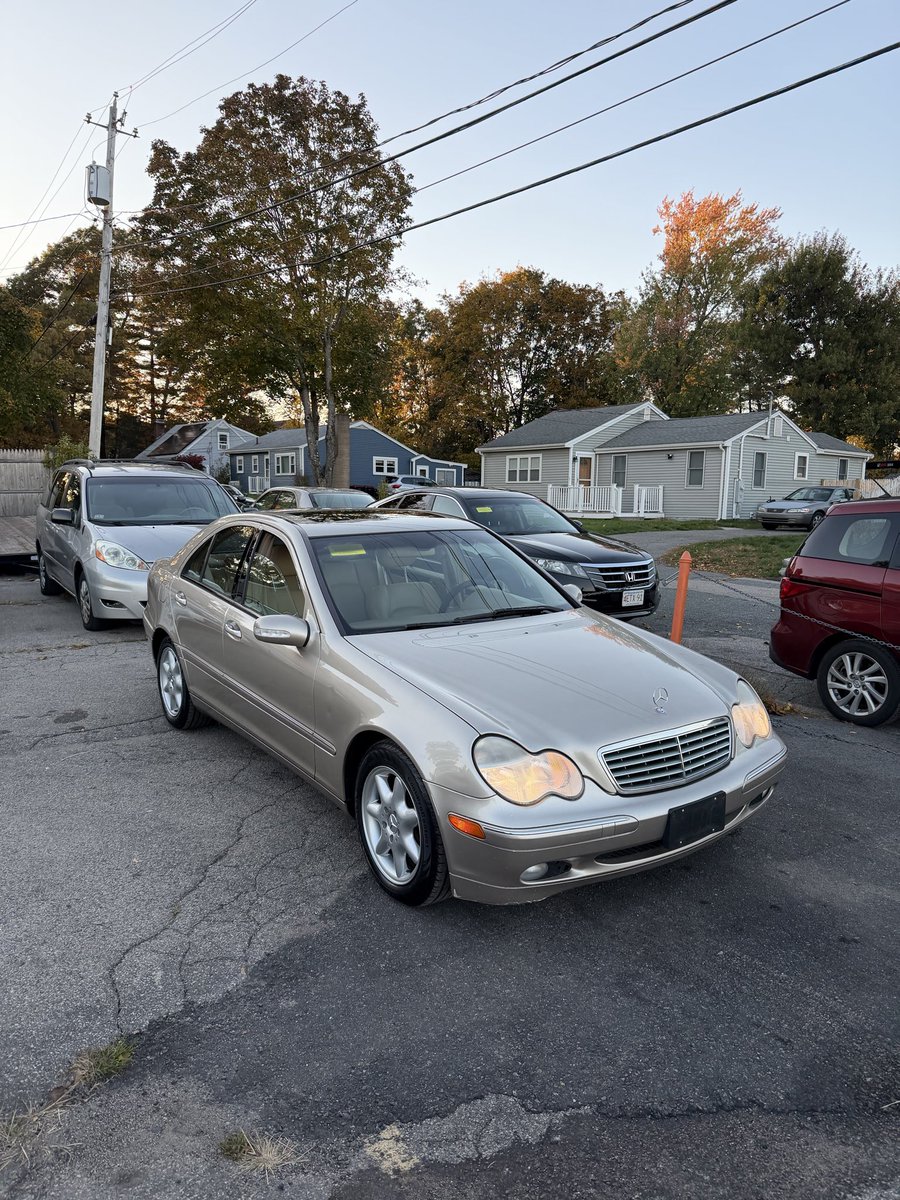 SIIIKEEEEEE 
110 binde 2.6 V6 C240 4 Matic sogutmali isitmali, sahsima hayirli olsun