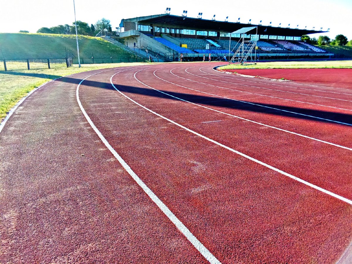 Baba_ka_Peanut's tweet image. Beautiful Afternoon weather 🙃😎👟💨
#TrackWednesday 🥵 #MeVersusMe😤 #Consistency 🤌🏾 #Runderful 🙃