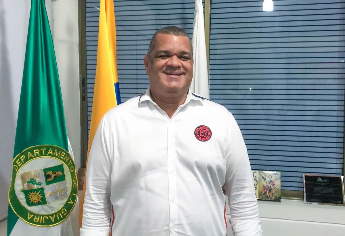 ¿Qué relación guardan exgobernador Kiko Gómez y el rector de la Uniguajira?

Aparentemente ninguna. Pero ambos casos revelan una alarmante continuidad en La Guajira: corrupción institucionalizada, asalto a las arcas y asociación narcoparamilitar

periferiaprensa.com/es-posible-log…