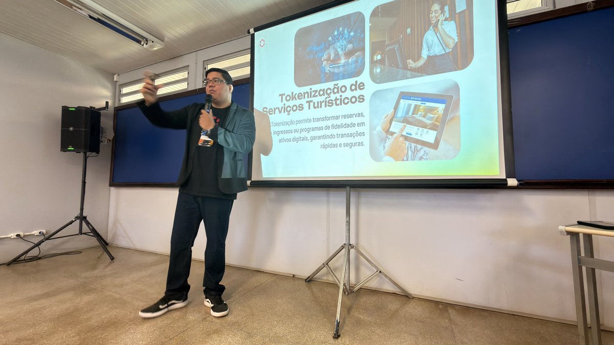 SunsetLabsBD's tweet image. On the first day of Iguassú Inova 2025, we had the opportunity to attend an inspiring talk by @johnrhodelb, who presented an introduction to Blockchain, listing concepts and demonstrating the potential of this technology to transform how we build the digital future.

Representing…