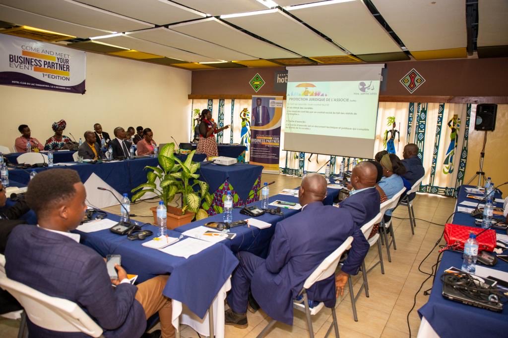 hazechielyada's tweet photo. Diane Kagwiza, managing partner at KTA-NOA Advocates, returns as a speaker for CMBP 5th Edition. ⚖️ A crucial reminder that every lasting partnership begins with clarity, trust, and sound legal foundations. https://t.co/LDAgEOC17l